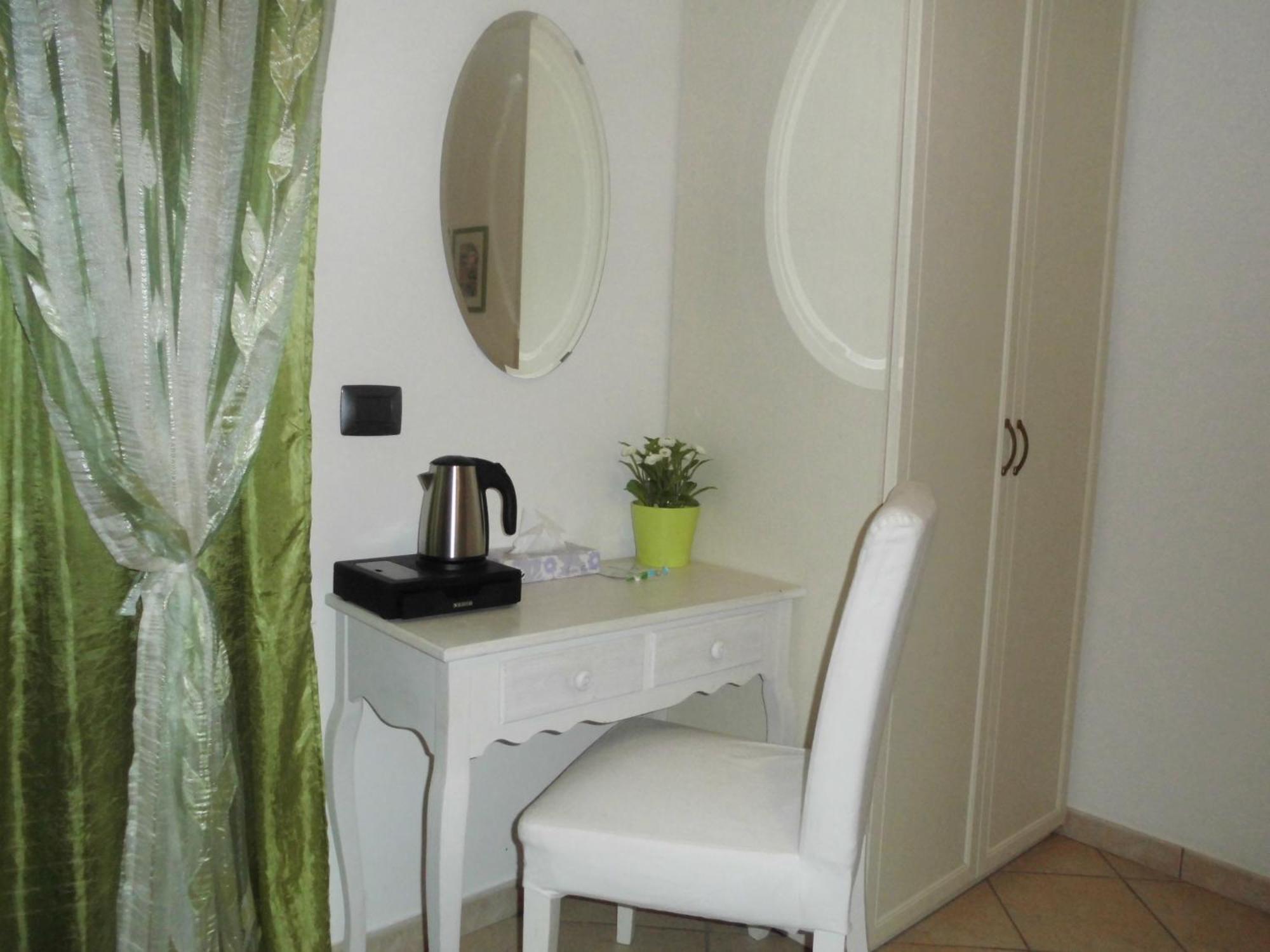Il Casale Della Fornace Bed & Breakfast Бастия Умбра Екстериор снимка